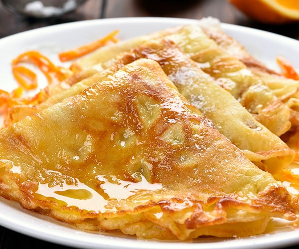 MAISON-HOTELIERE-RECETTE-CREPES-SUZETTES-LEGERES