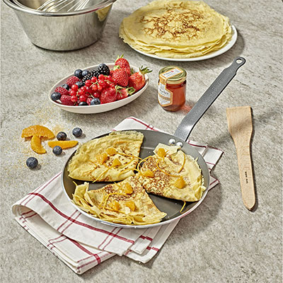 MAISON-HOTELIERE-DE-BUYER-POELE-A-CREPES-CHOC